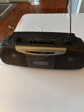 OptimusBlack Portable AM/FM Cassette Boombox radio works cassette doesNOT work